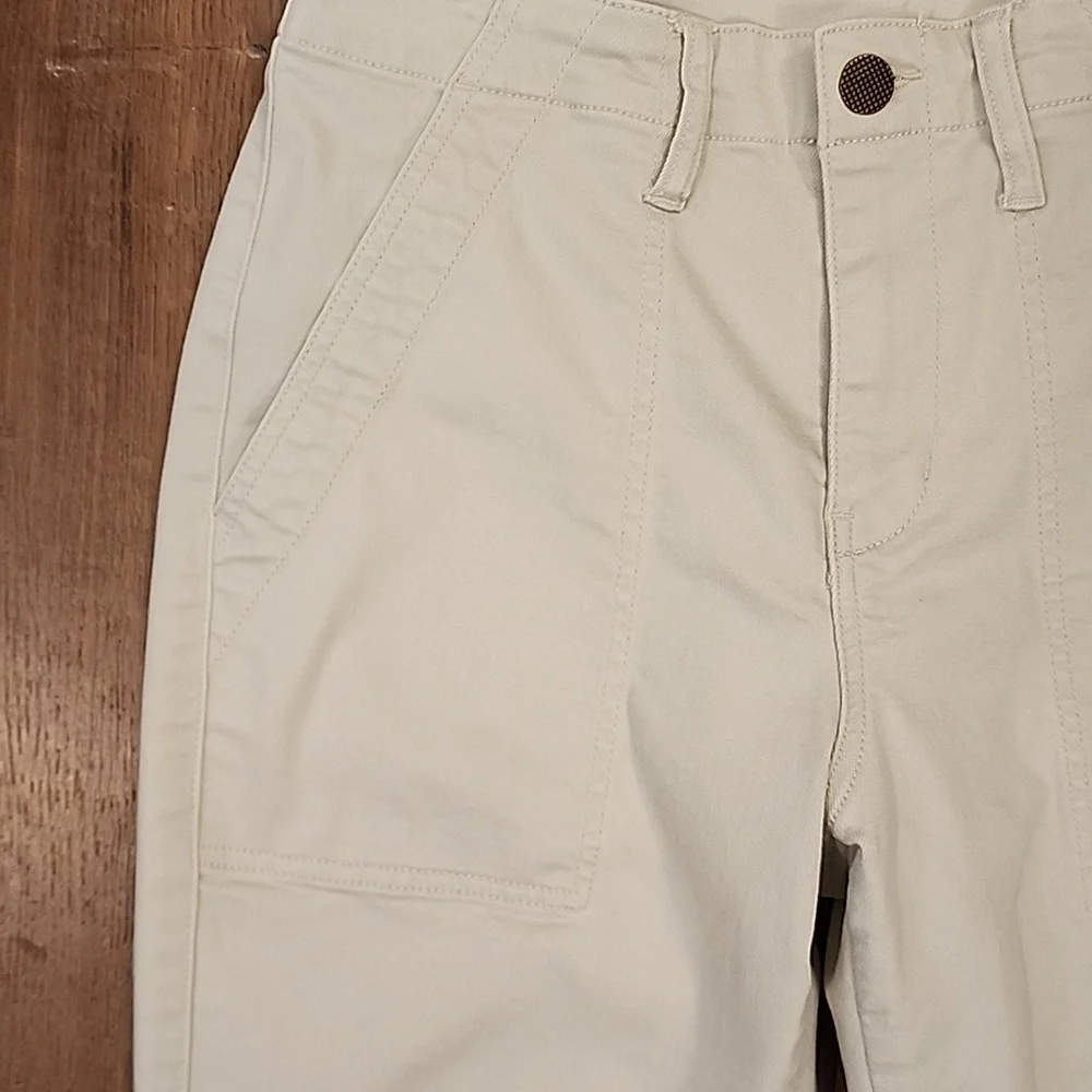 Cabi Compass Pant Oyster Beige Utility Joggers Zipper Ankle Style 6265 Size 6